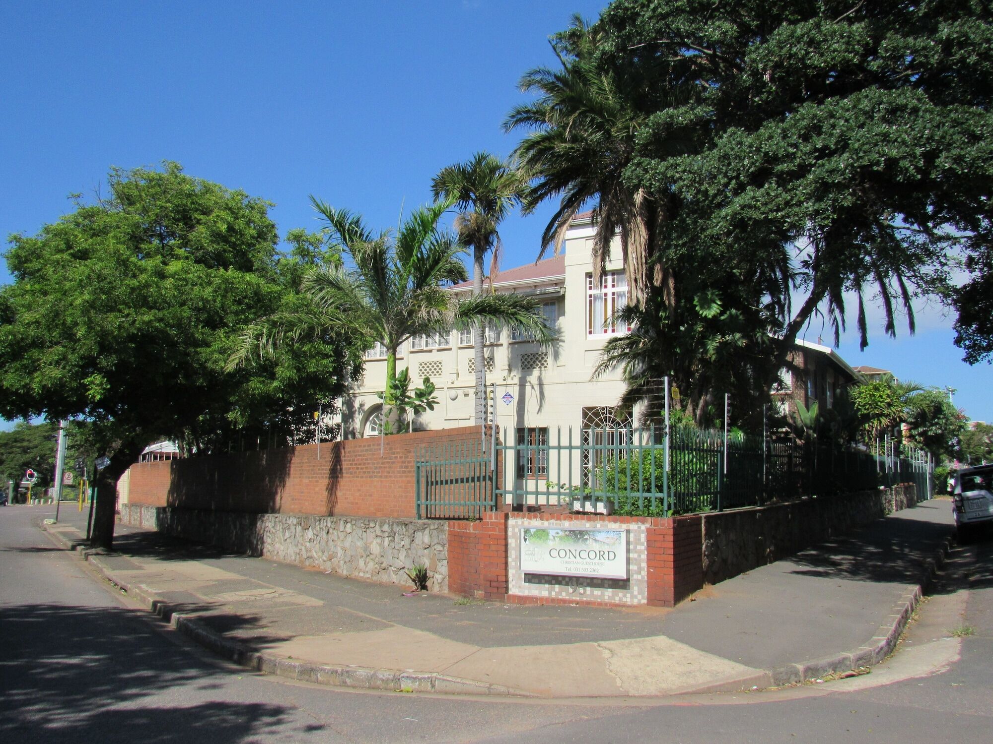 Concord Christian Guesthouse เดอร์บัน ภายนอก รูปภาพ