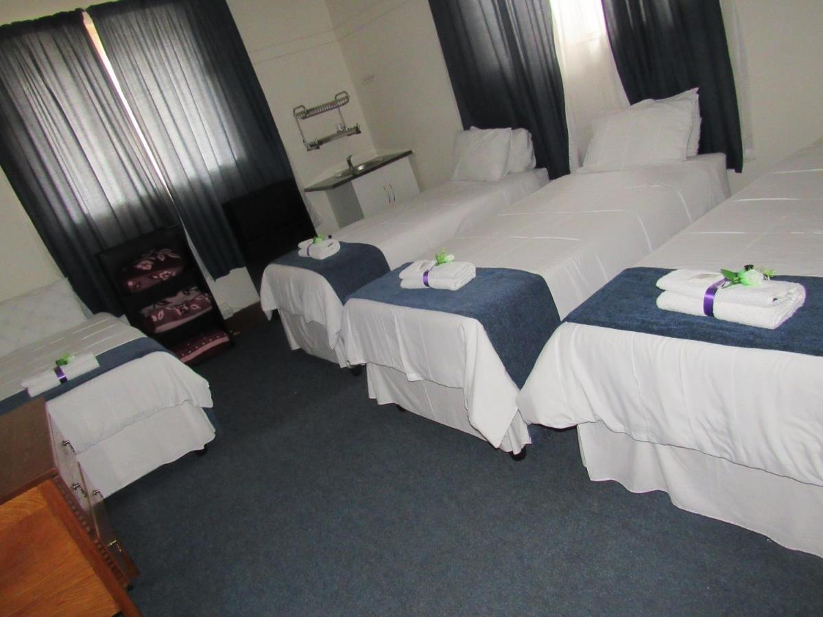Concord Christian Guesthouse เดอร์บัน ภายนอก รูปภาพ