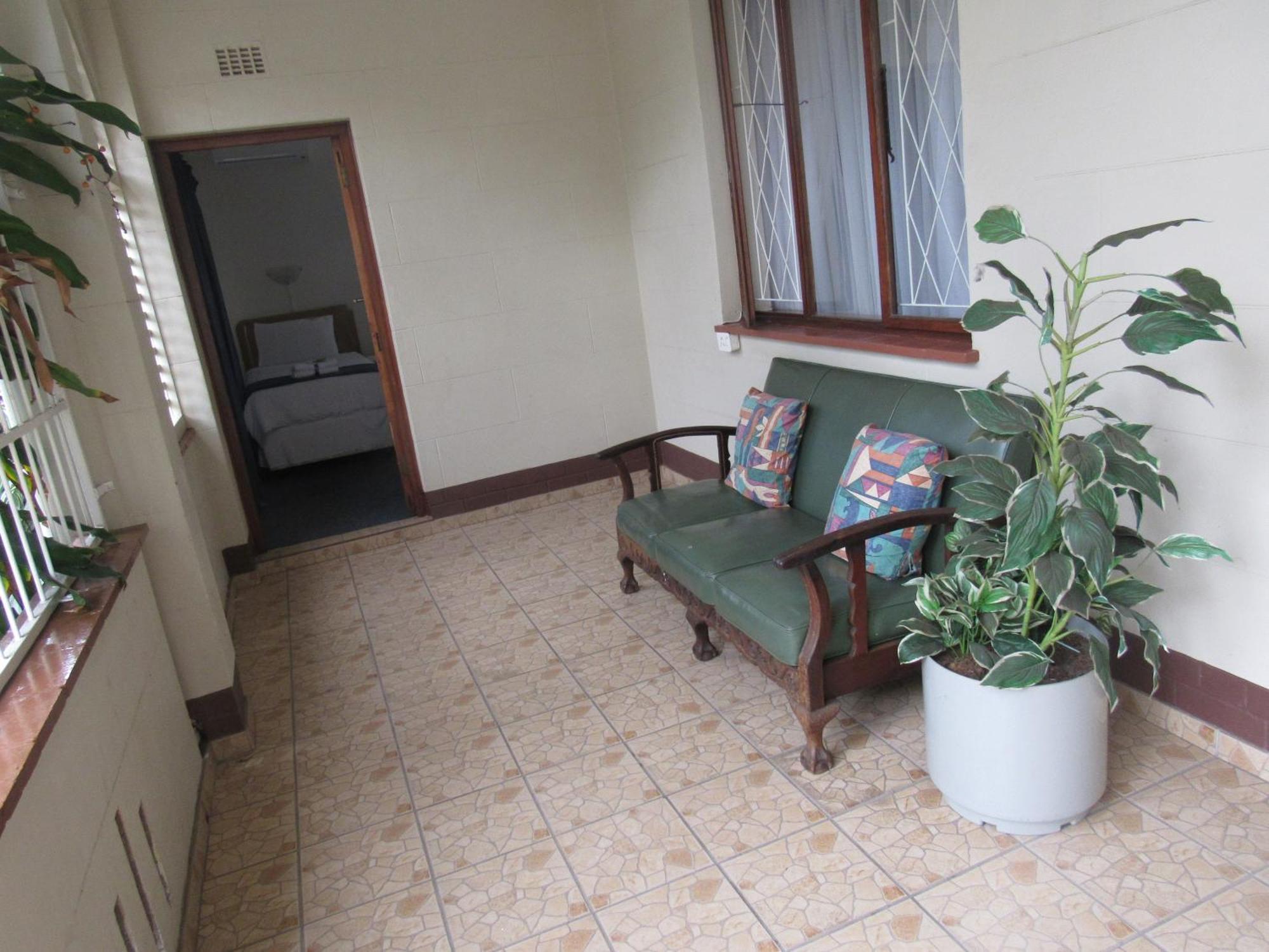 Concord Christian Guesthouse เดอร์บัน ภายนอก รูปภาพ